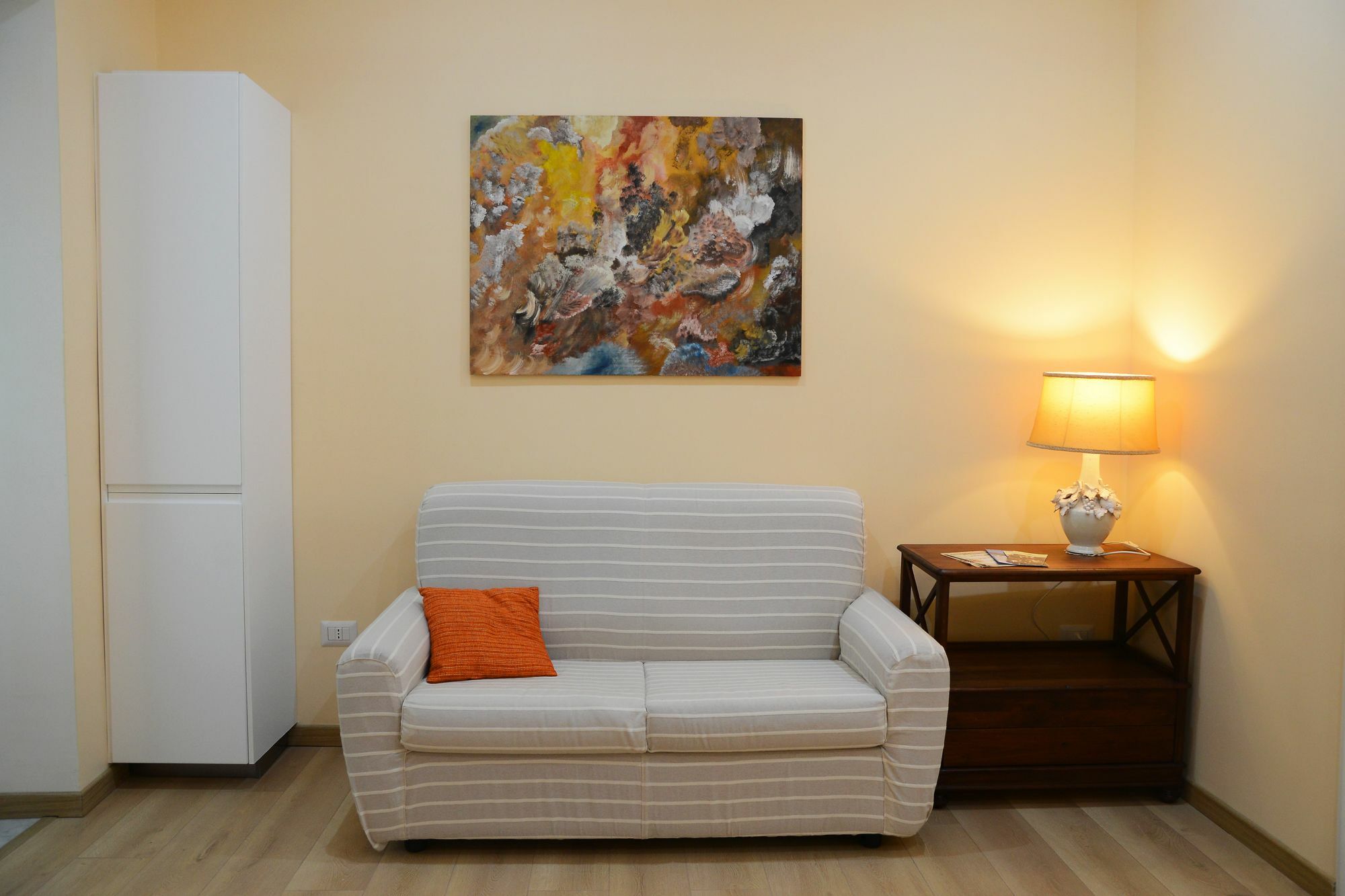 Donnaregina Boutique Apartment Napoli Dış mekan fotoğraf